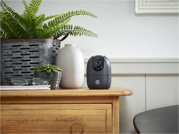 Sicherheit Yale Smart Living Wi-Fi Innenkamera Schwenk-/Neigbar 4 Sicherheit Yale Smart Living Wi-Fi Innenkamera Schwenk-/Neigbar – Bild 2