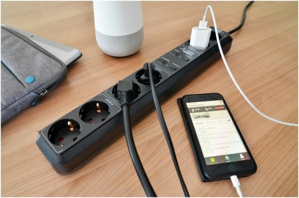 Komfort Brennenstuhl Connect WiFi Steckdosenl. (6-fach) Eco-Line Schwarz 7 Komfort Brennenstuhl Connect WiFi Steckdosenl. (6-fach) Eco-Line Schwarz – Bild 5