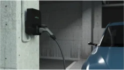 Komfort Wallbox Copper SB Type 2 (22kW) Ladestation/Wallbox Schwarz -Smart Home Verkäufe 8a2433d4 90c9 487e 902b 4de67c1e6a9c 600x600