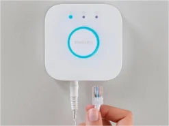 Komfort Hue Hue Bridge Weiß -Smart Home Verkäufe b81e20cb d722 467d bf7d 9208aab21ca3 600x600