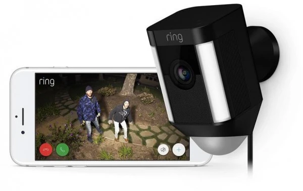 Ring Spotlight Sicherheitskamera (Kabel) Schwarz 4 Ring Spotlight Sicherheitskamera (Kabel) Schwarz – Bild 2